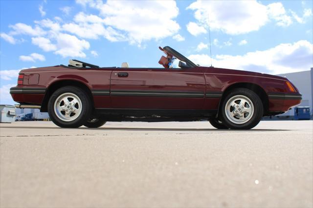 Photo of 1983 Maroon Ford Mustang