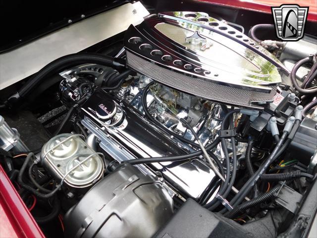 Photo of 1971 Med. Garnet Metallic Chevrolet Corvette