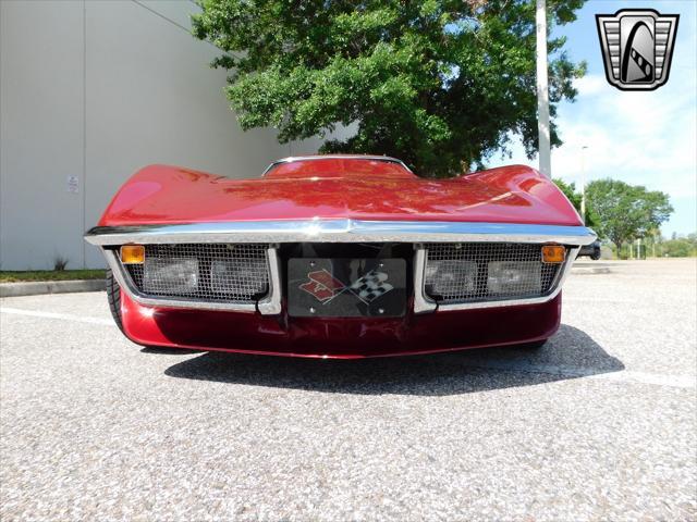 Photo of 1971 Med. Garnet Metallic Chevrolet Corvette