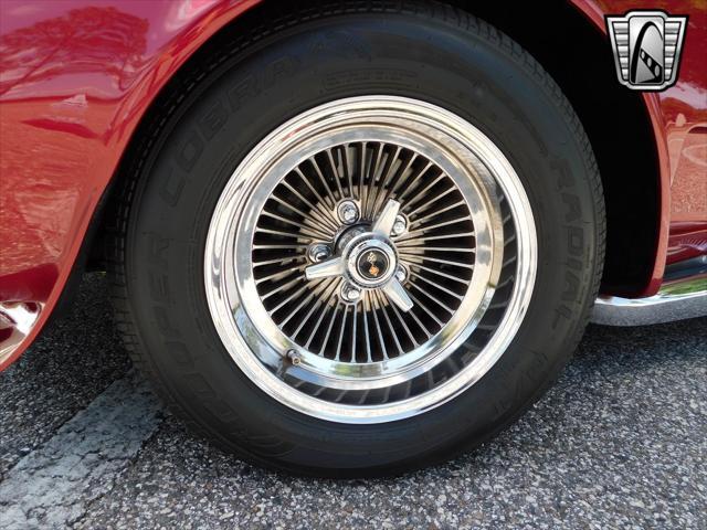 Photo of 1971 Med. Garnet Metallic Chevrolet Corvette