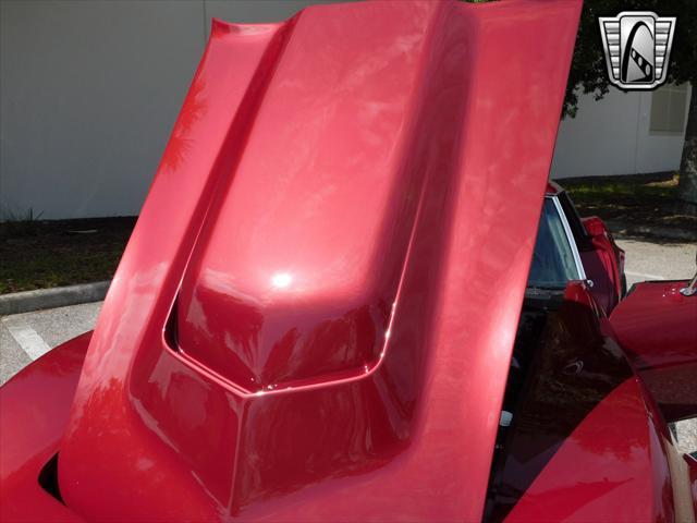 Photo of 1971 Med. Garnet Metallic Chevrolet Corvette