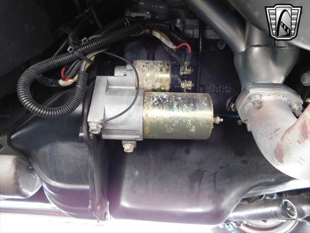 Photo of 1971 Med. Garnet Metallic Chevrolet Corvette