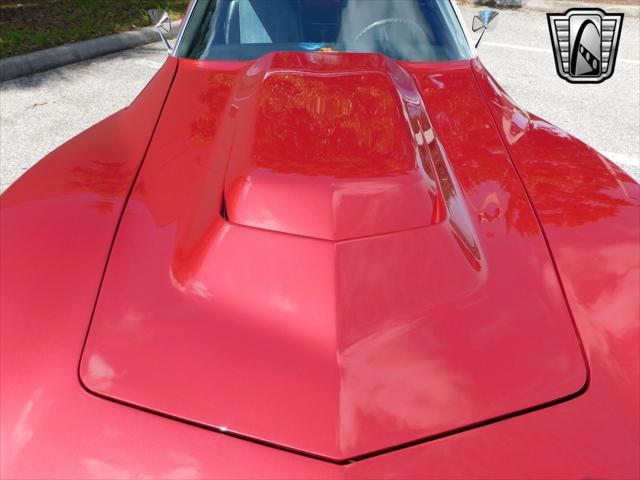 Photo of 1971 Med. Garnet Metallic Chevrolet Corvette