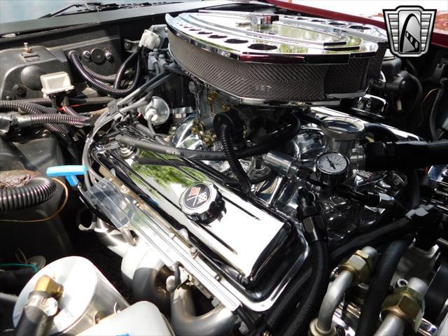 Photo of 1971 Med. Garnet Metallic Chevrolet Corvette