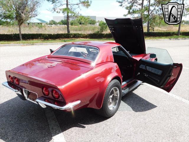 Photo of 1971 Med. Garnet Metallic Chevrolet Corvette
