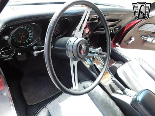 Photo of 1971 Med. Garnet Metallic Chevrolet Corvette