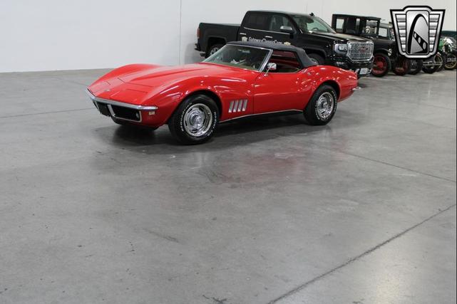 Photo of 1968 Red Chevrolet Corvette