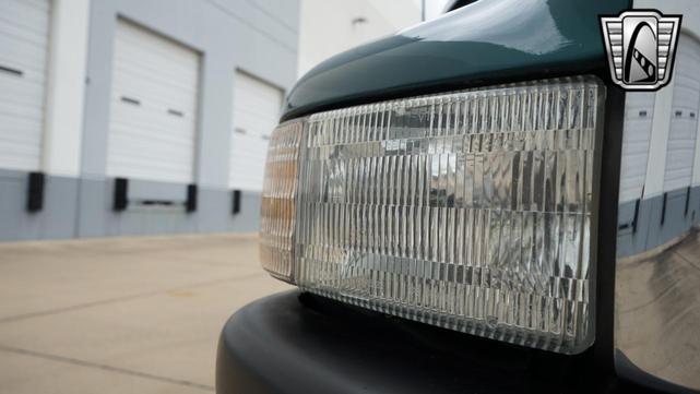 Photo of 1998 Emerald Green Pearl Coat Dodge Ram 2500