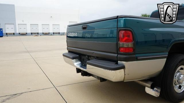 Photo of 1998 Emerald Green Pearl Coat Dodge Ram 2500
