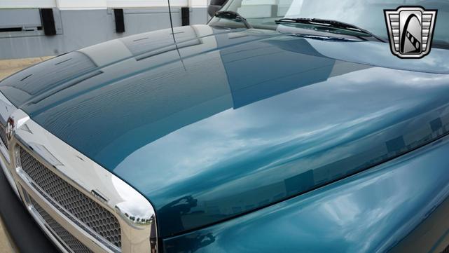 Photo of 1998 Emerald Green Pearl Coat Dodge Ram 2500