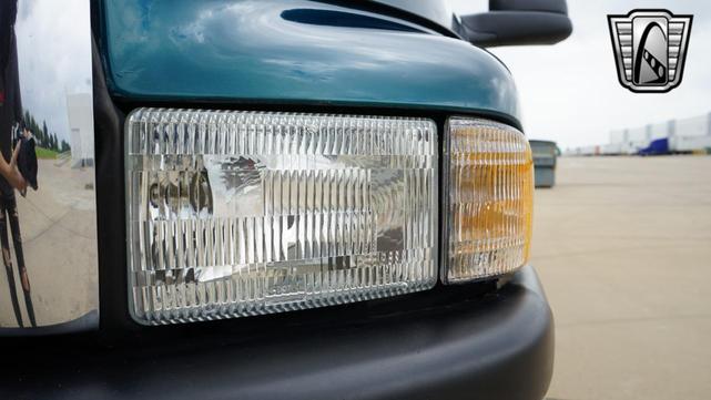 Photo of 1998 Emerald Green Pearl Coat Dodge Ram 2500