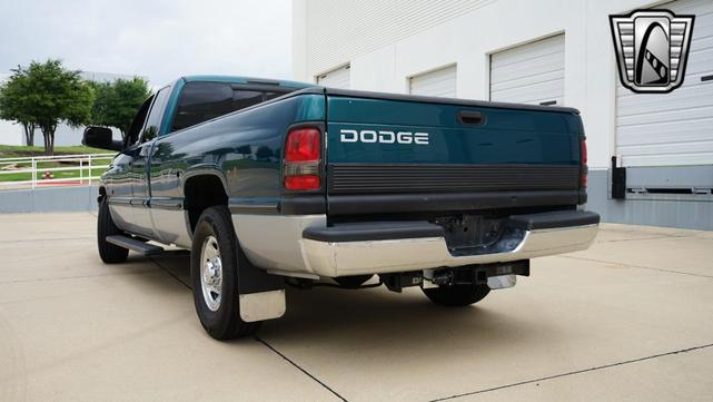 Photo of 1998 Emerald Green Pearl Coat Dodge Ram 2500