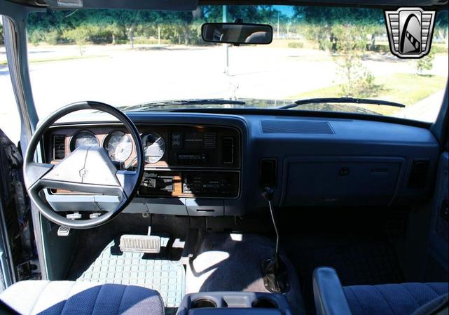 Photo of 1988 Blue Dodge Ramcharger