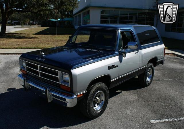Photo of 1988 Blue Dodge Ramcharger
