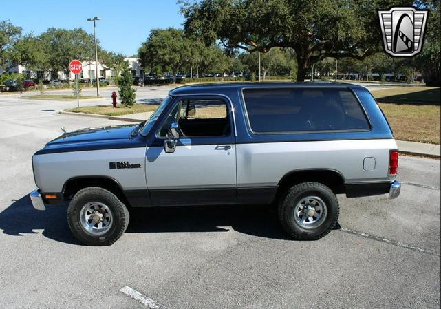 Photo of 1988 Blue Dodge Ramcharger
