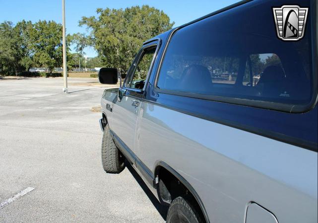 Photo of 1988 Blue Dodge Ramcharger