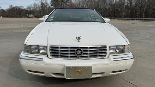 Photo of 1995 White Cadillac Eldorado
