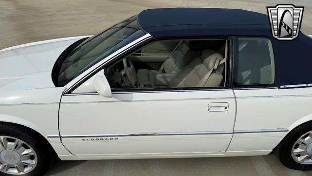 Photo of 1995 White Cadillac Eldorado