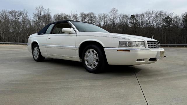 Photo of 1995 White Cadillac Eldorado