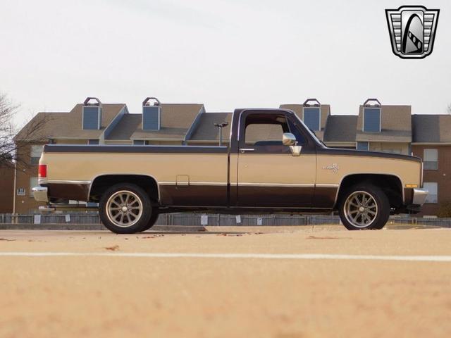 Photo of 1986 Brown Chevrolet C10/K10