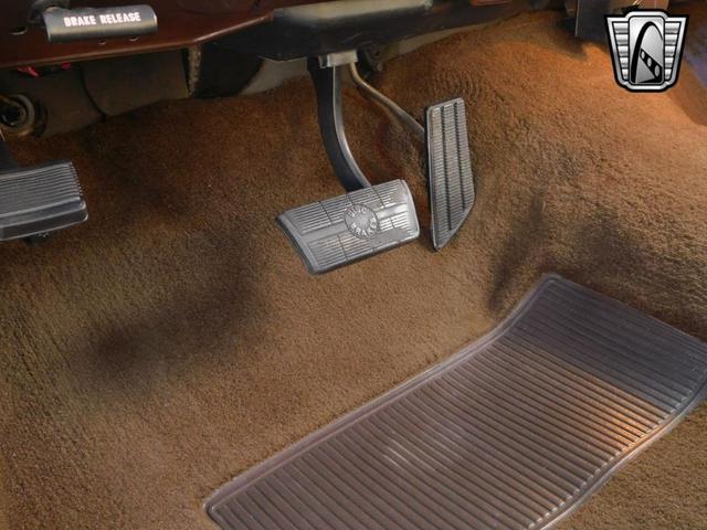 Photo of 1986 Brown Chevrolet C10/K10
