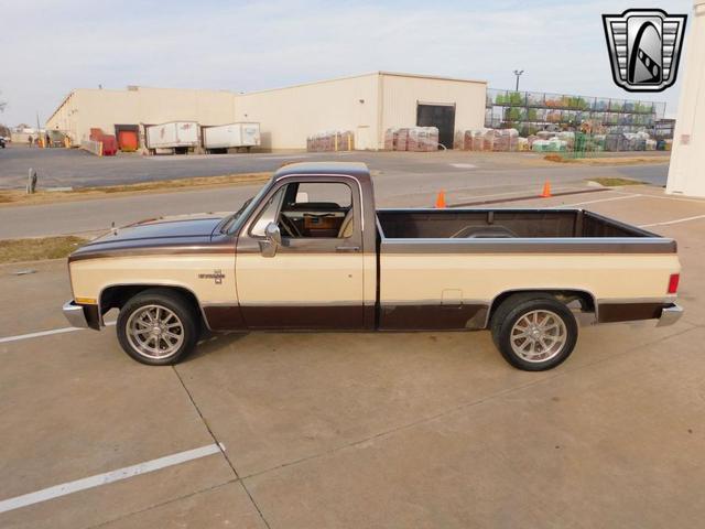 Photo of 1986 Brown Chevrolet C10/K10