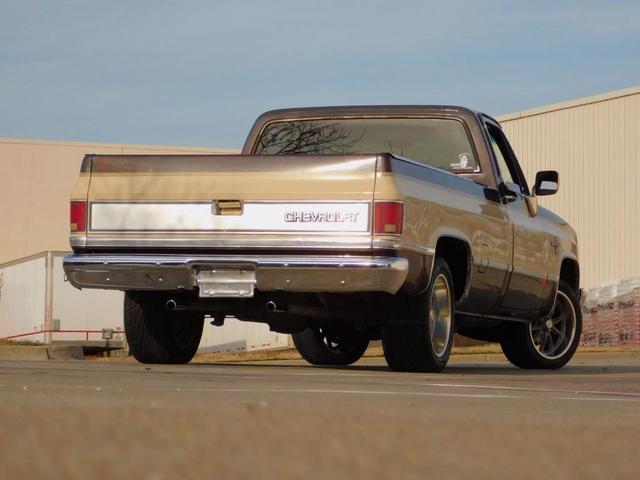 Photo of 1986 Brown Chevrolet C10/K10