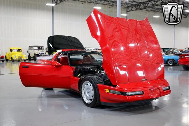 Photo of 1991 Red Chevrolet Corvette
