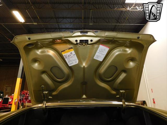 Photo of 1975 Gold Cadillac DeVille