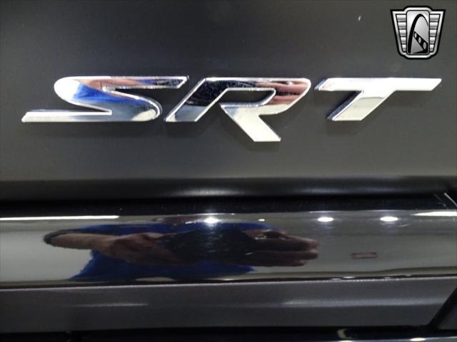 Photo of 2015 Pitch Black Clearcoat Dodge Challenger
