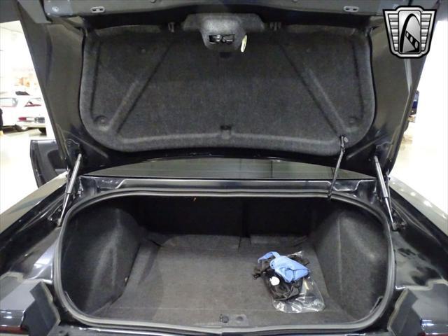 Photo of 2015 Pitch Black Clearcoat Dodge Challenger