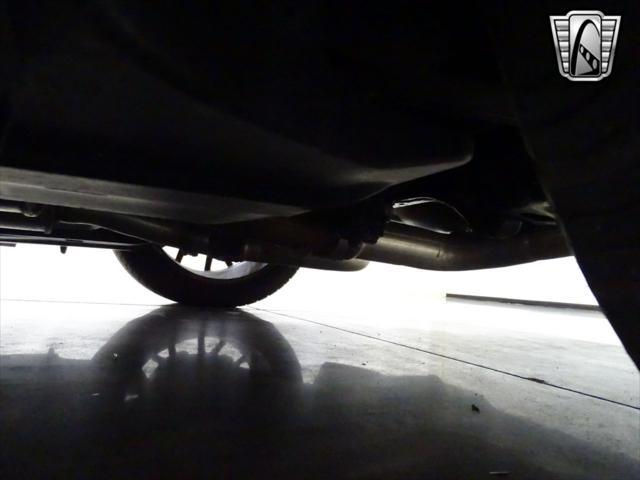 Photo of 2015 Pitch Black Clearcoat Dodge Challenger