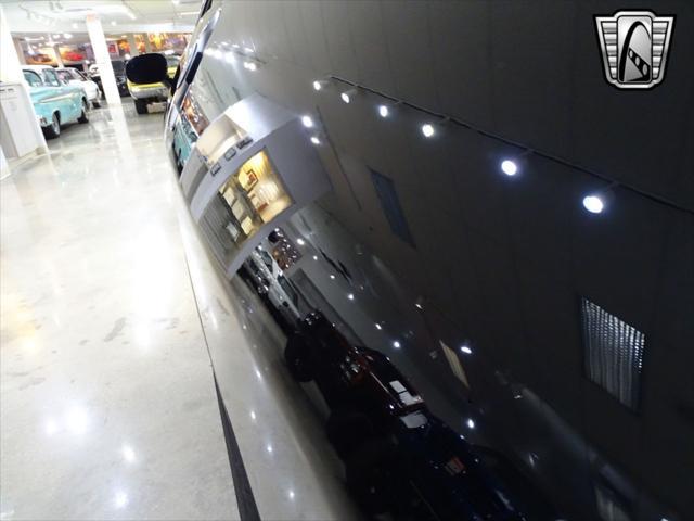 Photo of 2015 Pitch Black Clearcoat Dodge Challenger