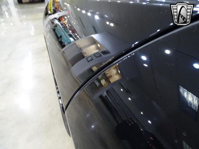 Photo of 2015 Pitch Black Clearcoat Dodge Challenger