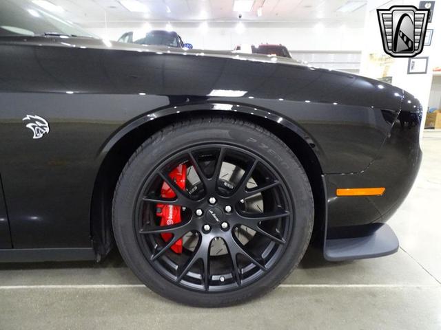 Photo of 2015 Pitch Black Clearcoat Dodge Challenger