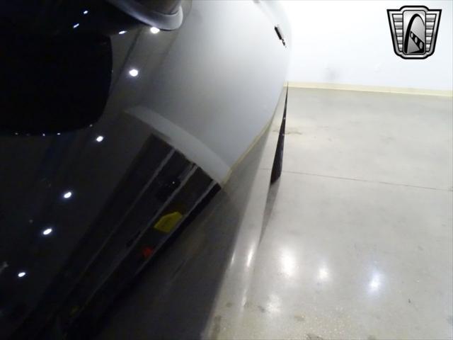 Photo of 2015 Pitch Black Clearcoat Dodge Challenger
