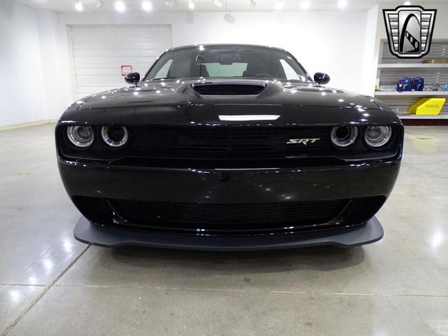Photo of 2015 Pitch Black Clearcoat Dodge Challenger
