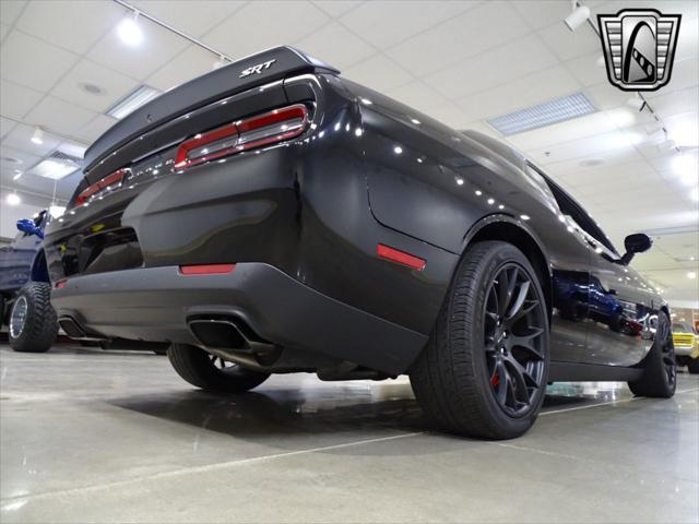 Photo of 2015 Pitch Black Clearcoat Dodge Challenger