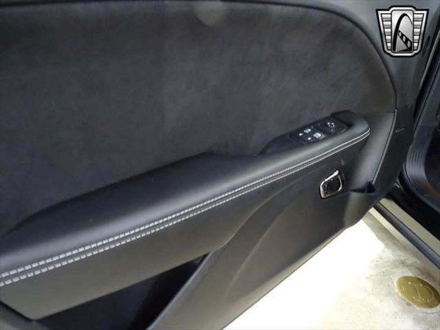 Photo of 2015 Pitch Black Clearcoat Dodge Challenger