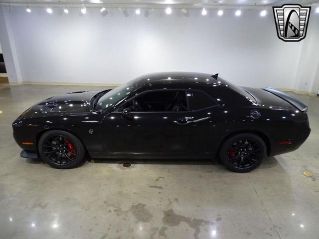 Photo of 2015 Pitch Black Clearcoat Dodge Challenger