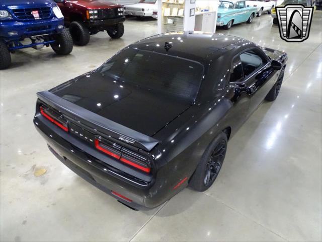 Photo of 2015 Pitch Black Clearcoat Dodge Challenger