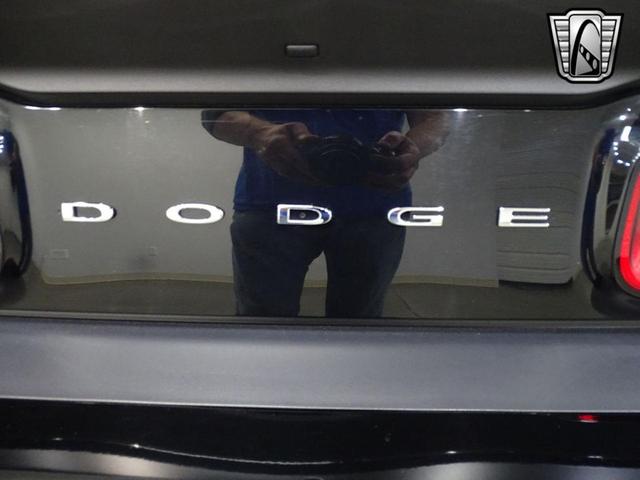 Photo of 2015 Pitch Black Clearcoat Dodge Challenger