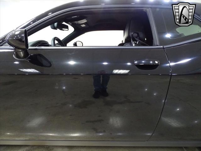 Photo of 2015 Pitch Black Clearcoat Dodge Challenger