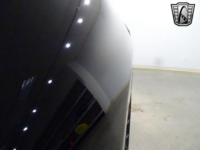 Photo of 2015 Pitch Black Clearcoat Dodge Challenger