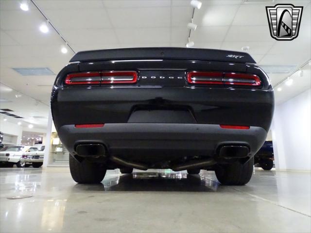 Photo of 2015 Pitch Black Clearcoat Dodge Challenger