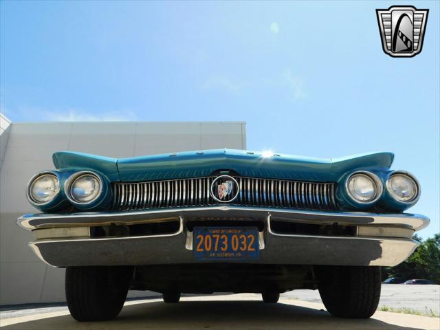 Photo of 1960 Turquoise Buick Electra 225
