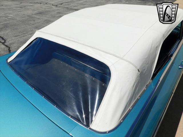 Photo of 1960 Turquoise Buick Electra 225