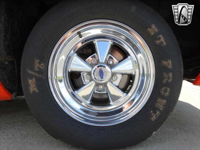 Photo of 1971 Orange Ford Torino