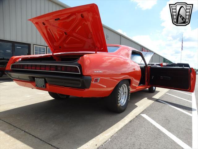 Photo of 1971 Orange Ford Torino