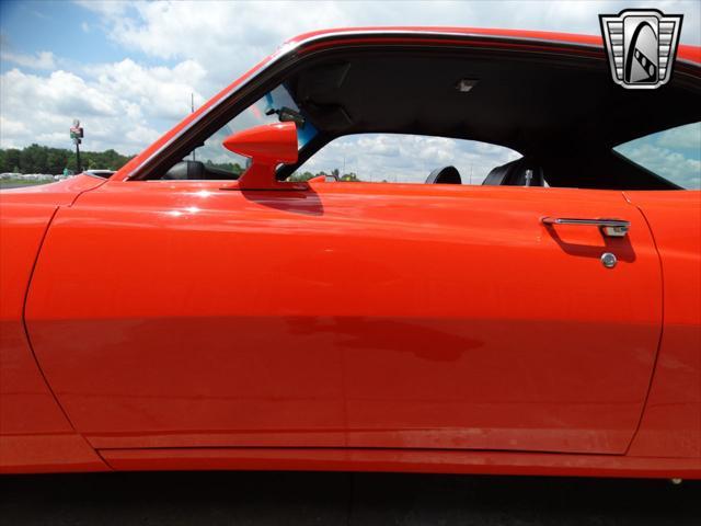 Photo of 1971 Orange Ford Torino